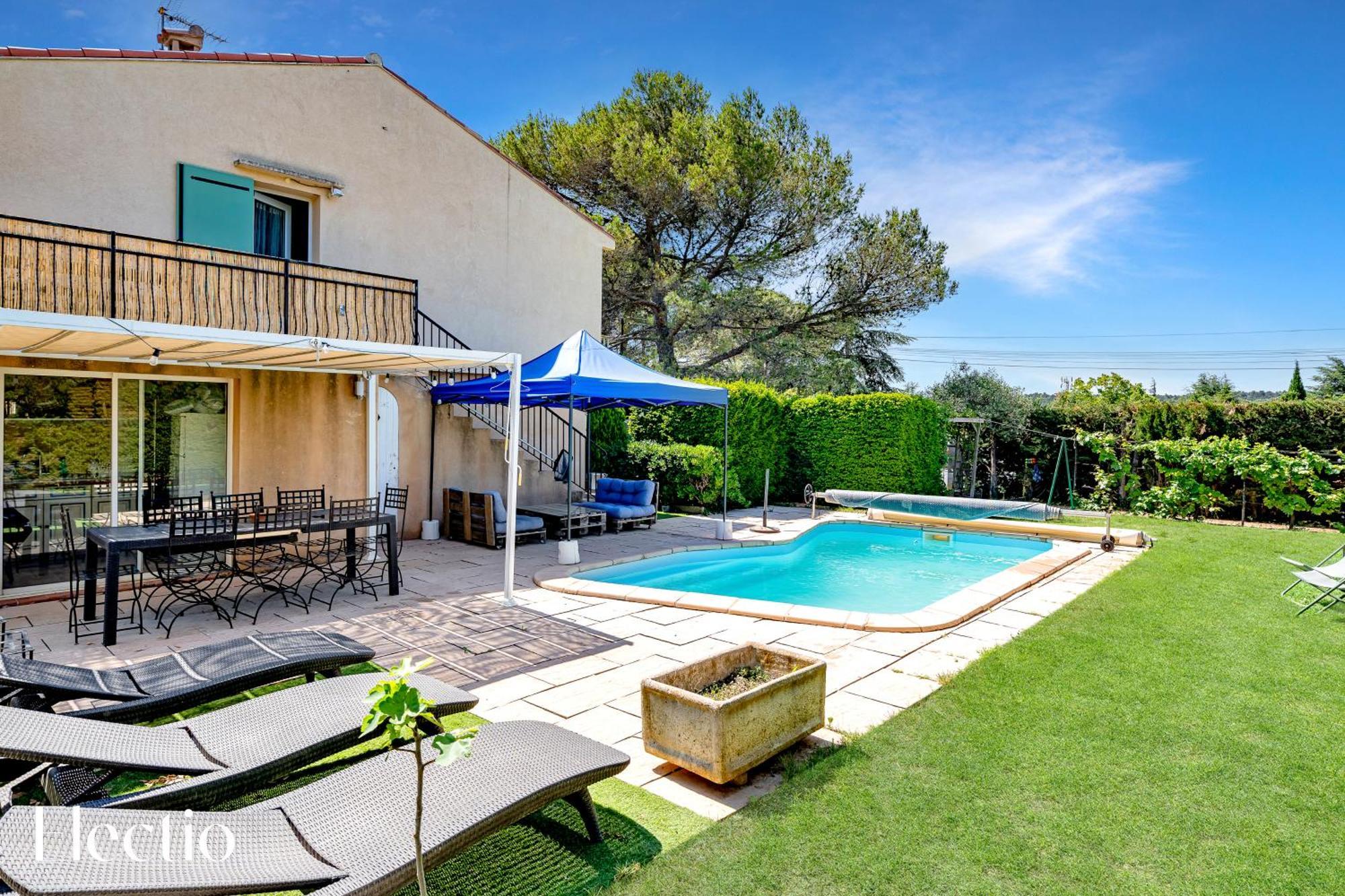 Villa Oliveda - Piscine & Salon Cinema Lourmarin Bagian luar foto